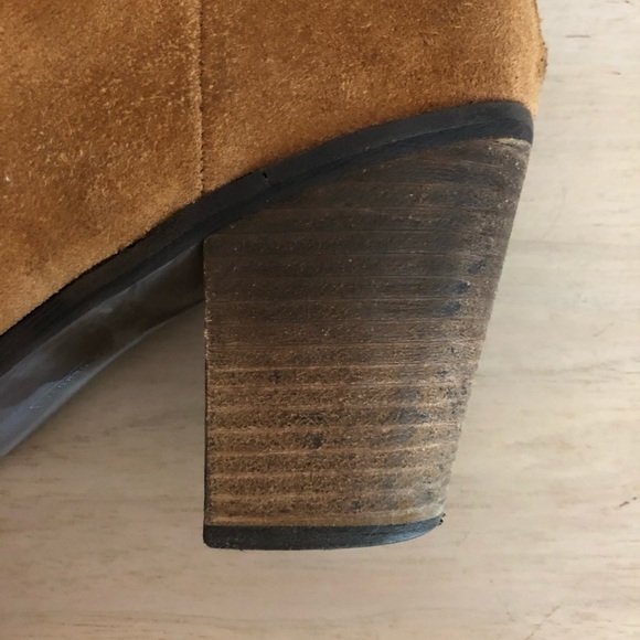 Vince Camuto Graysen Suede Ankle boots - Picture 6 of 8